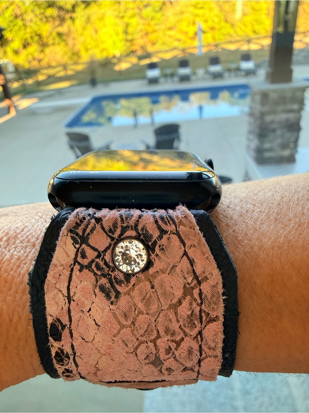 Women's Apple Watch Bow Band Pink & Black Snake-Texture with Crystal Accent
